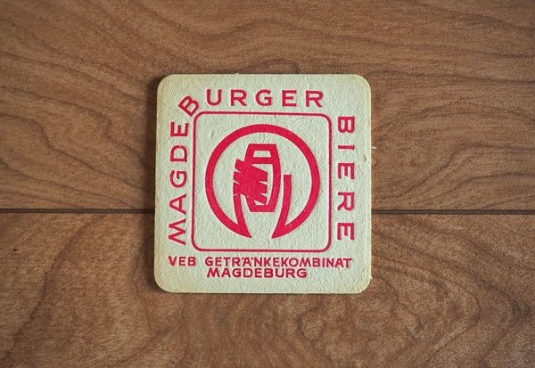 画像1: 東ドイツ　ヴィンテージビールコースター　マクデブルクビール　