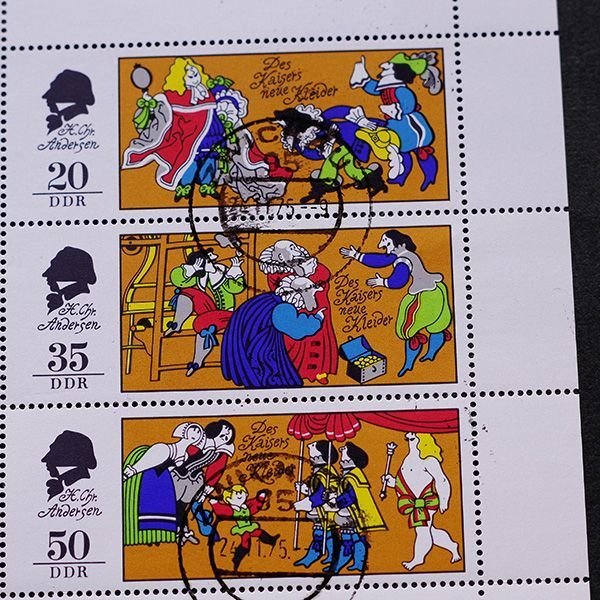 画像1: 東ドイツ　記念切手シート　CTO 童話　アンデルセン　裸の王様 (1)