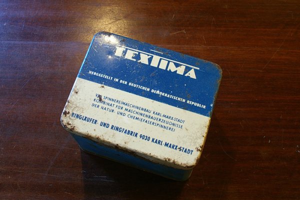 画像1: 東ドイツ　TEXTIMA　ヴィンテージ缶 (1)